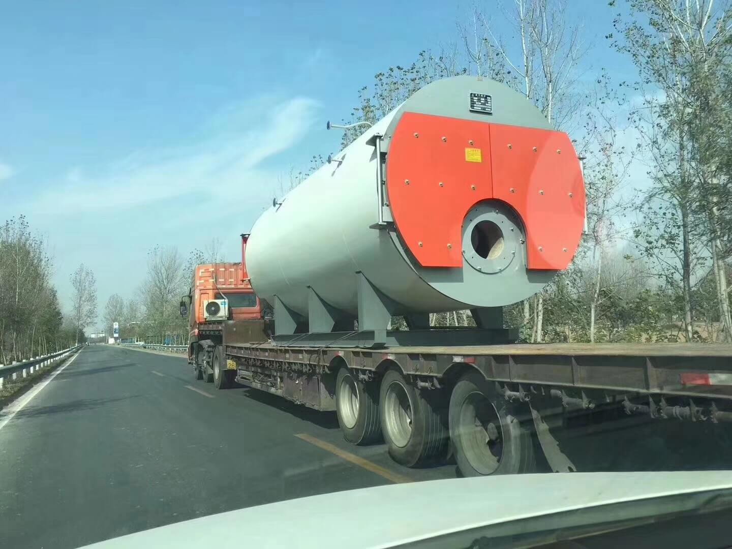 十噸燃?xì)庹羝仩t準(zhǔn)時(shí)發(fā)貨